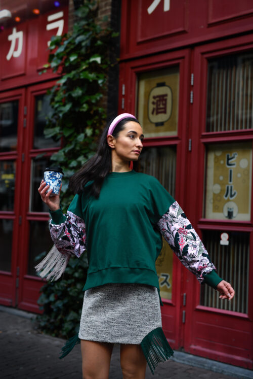 FLORENTINA SWEATSHIRT WITH PINK FRINGE, DARK GREEN SWEATSHIRT, COTTON SWEATSHIRT, FLOWER COLORFUL PRINT, FRINGES ON THE SLEEVES
