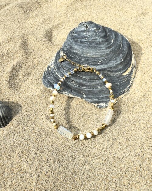 SHINE BOLDLY- Luna bracelet